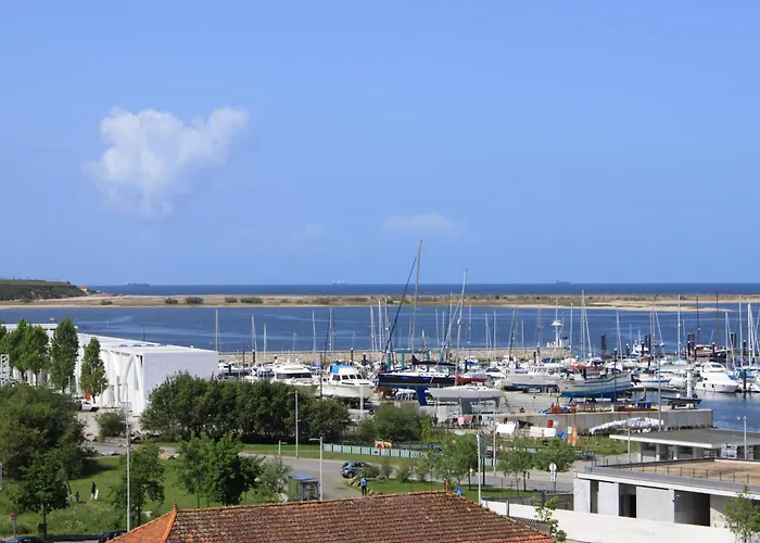 Douro Marina Studios